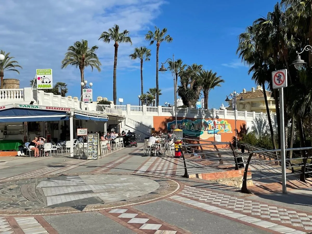 Apartment 1St Line Beachfront With Direct Access To Beach Benalmadena