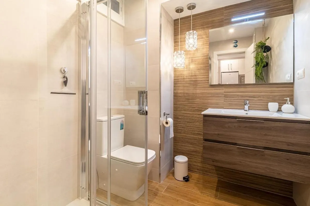 1St Line Beachfront With Direct Access To Beach Benalmadena Apartment